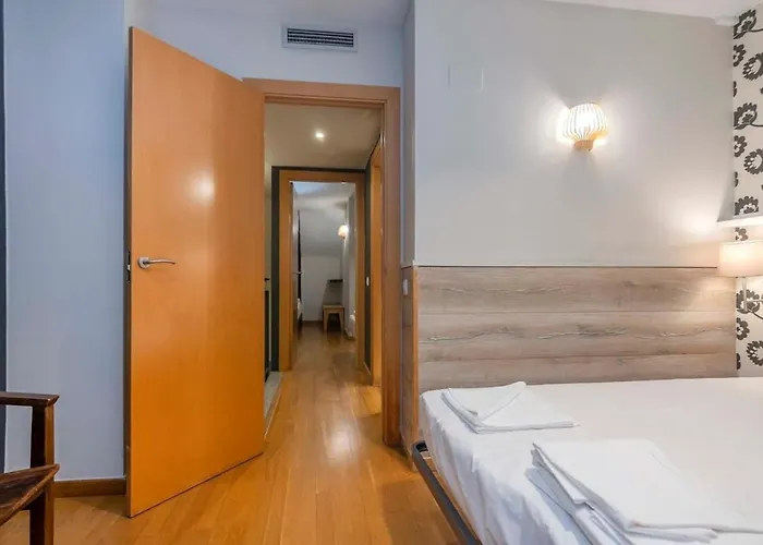 Apartment The Collection - Bright And Modern Duplex With Terrace In Eixample District P1 *
