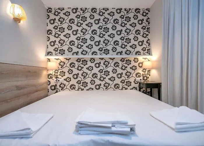 Apartment The Collection - Bright And Modern Duplex With Terrace In Eixample District P1 Barcelona