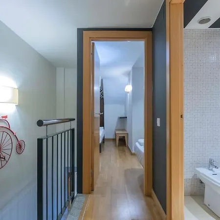 Bright And Modern Duplex With Terrace In Eixample District P1 巴塞罗那